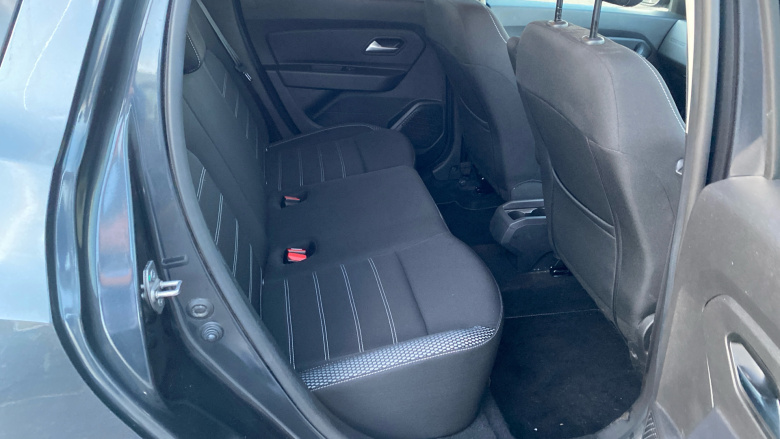 Dacia Duster 1.6 SCe Prestige 5dr Petrol Estate